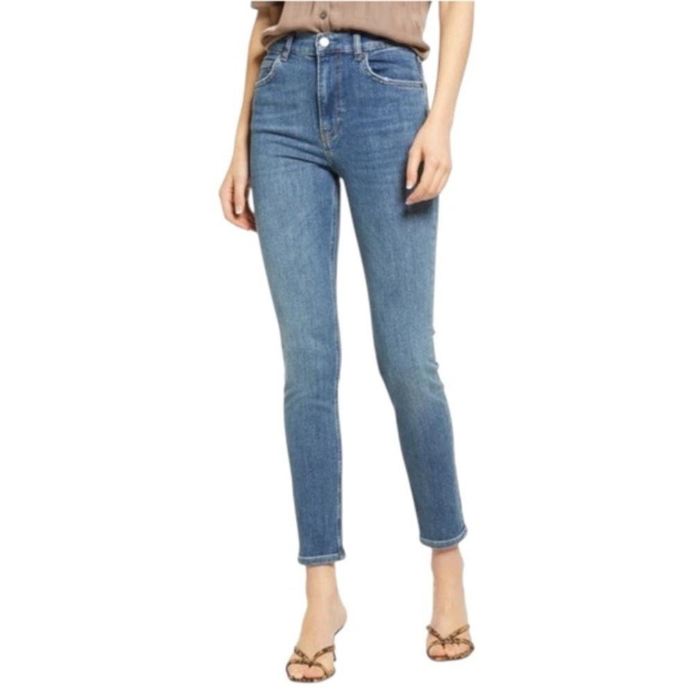 Reformation High Rise Skinny Jean size 26 in Medium Wash